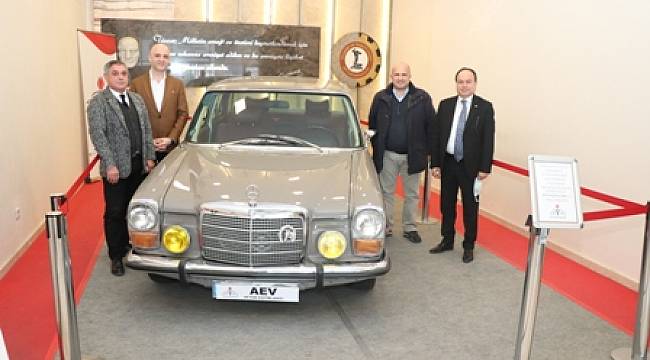 Klasik Mercedes, Afyonlu öğrenciler yararına satıldı