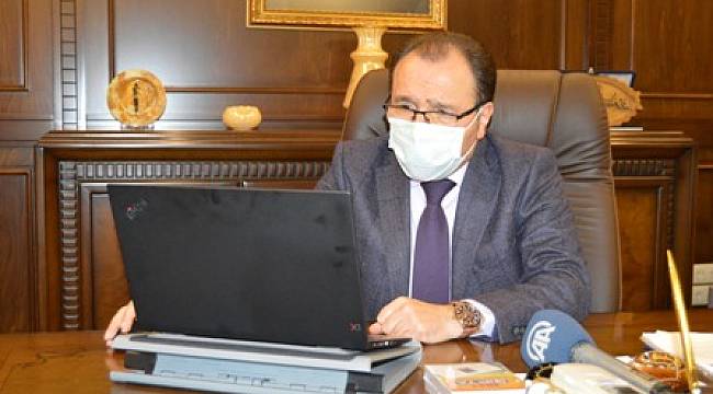 Rektör Karakaş "Yılın Fotoğrafları" oylamasına katıldı
