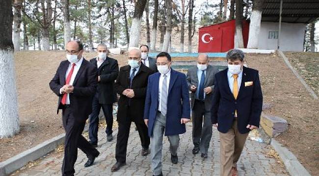 Vali Çiçek Sandıklı'da Ziyaret ve İncelemelerde Bulundu