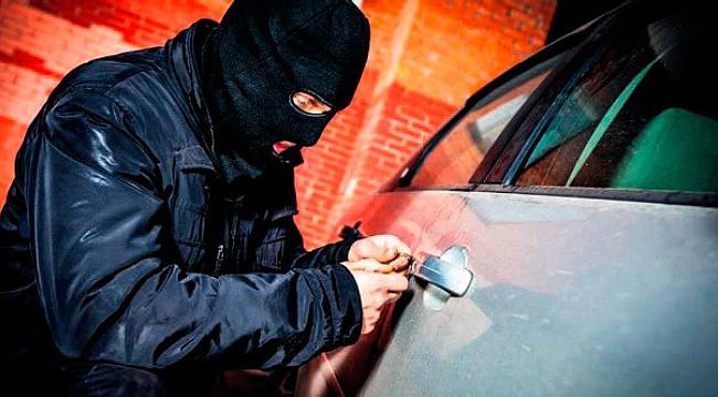 75 BİN TL ÇALAN 4 ZANLI YAKALANDI