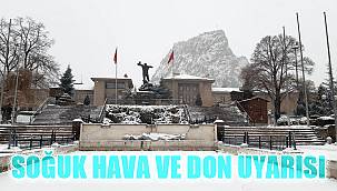 Afyonkarahisar'da kar yerini soğuk havaya ve dona bırakıyor 