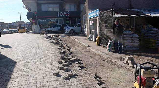 EMİRDAĞ’DA ALT YAPI ÇALIŞMALARI SÜRÜYOR