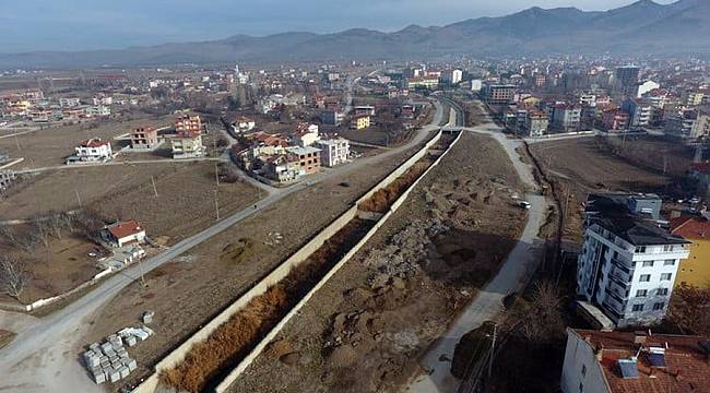 SANDIKLI İLÇESİNDE MİLLET BAHÇESİ ÇALIŞMALARI BAŞLADI