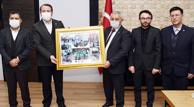 “GELECEK SEÇİMLERİ DEĞİL, GELECEK NESİLLERİ DÜŞÜNÜYORSUNUZ”
