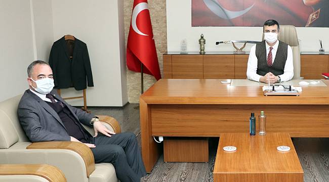 “SAĞLIKÇILARIMIZ PANDEMİ DÖNEMİNDE ÖZVERİ İLE ÇALIŞIYORLAR”