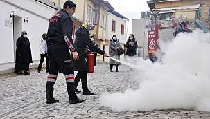 SANDIKLI İTFAİYESİNDE YANGIN EĞİTİMİ