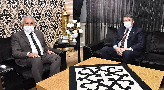 Tanrıverdi’den Başkan Zeybek’e ziyaret