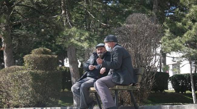AFYONKARAHİSAR’DA HALK SOKAĞA AKIN ETTİ