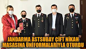 ÜNİFORMALARIYLA EVLENDİLER