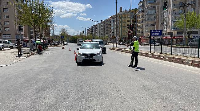 Afyon sessizliğe büründü