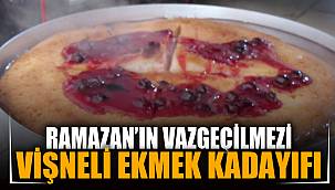 RAMAZAN’IN VAZGEÇİLMEZİ VİŞNELİ EKMEK KADAYIFI