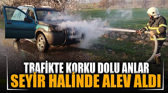 Seyir halindeki otomobil yandı