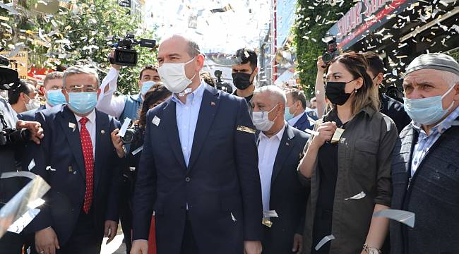 BAKAN SOYLU HAVAİ FİŞEK VE KONFETİLERLE KARŞILANDI