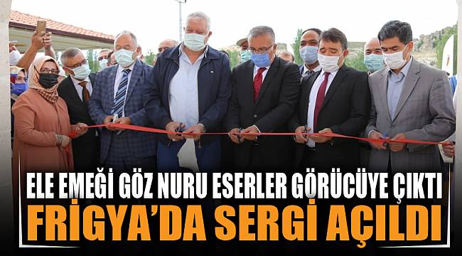 Tarihi Frig Vadisi’nde ele emeği göz nuru eserler görücüye çıktı 