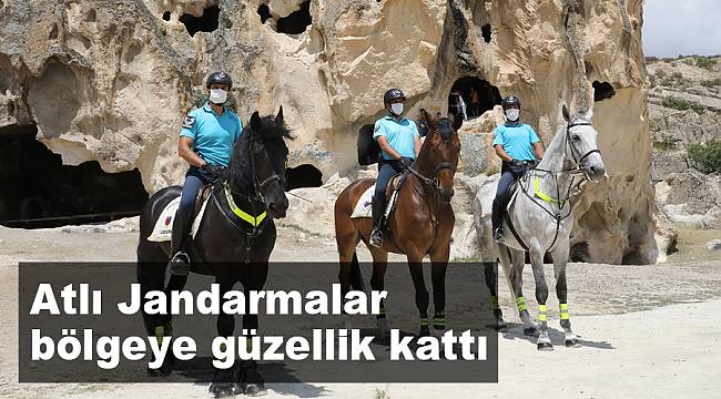 Atlı Jandarmalar bölgeye güzellik kattı