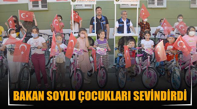 BAKAN SOYLU ÇOCUKLARI SEVİNDİRDİ