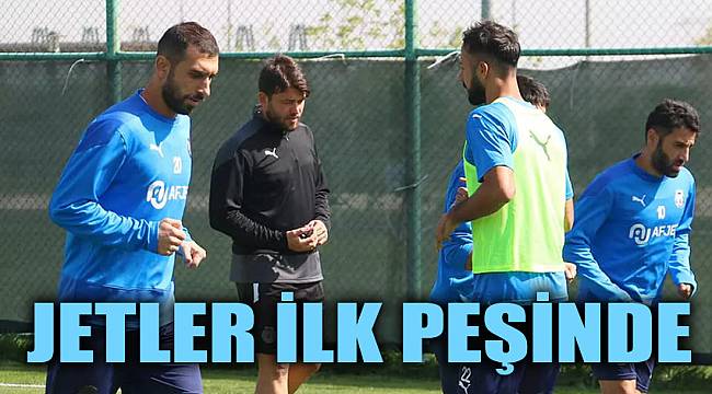 JETLER İLK PEŞİNDE