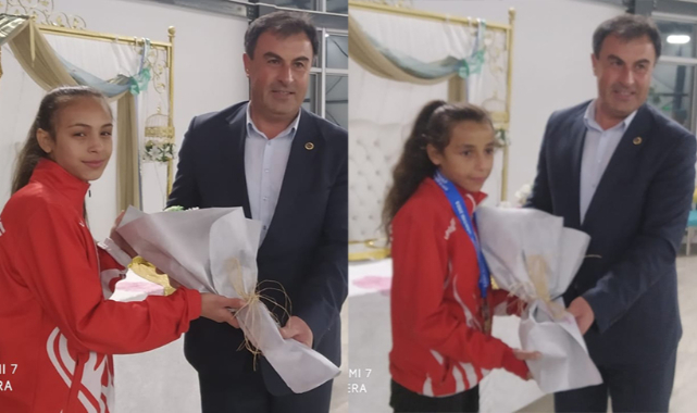 BAŞARILI SPORCULAR ÖDÜLLENDİRİLDİ