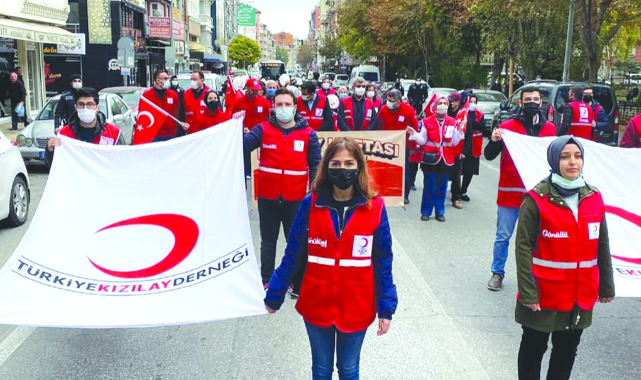 KIZILAY HAFTASI YÜRÜYÜŞLE BAŞLADI