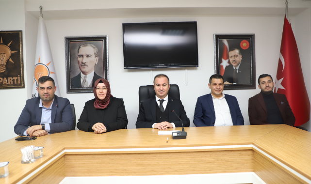 FAİZ YÜKSELİNCE PARA BARONLARI KAZANIYOR