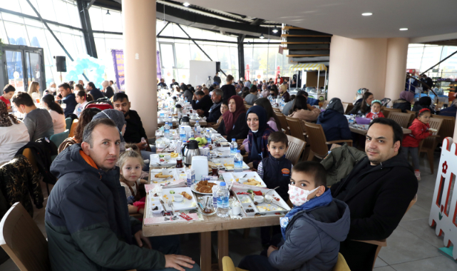 HER ZAMAN YANINIZDAYIZ