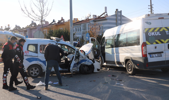 KAZADA YARALANAN POLİSLERİN TEDAVİSİ SÜRÜYOR