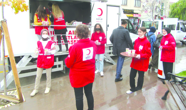 KIZILAY’DAN ÇORBA İKRAMI