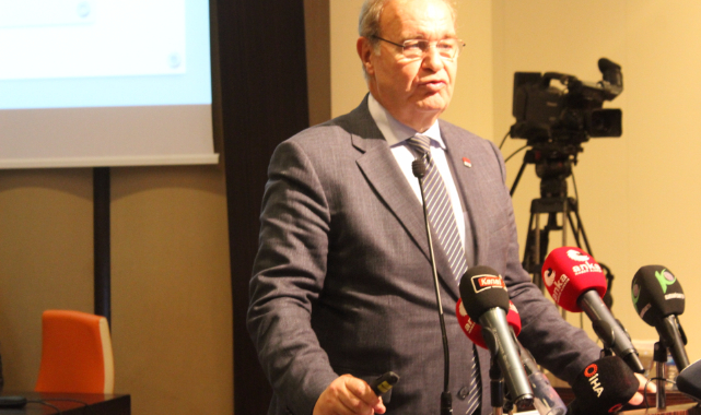 ÖZTRAK: ENFLASYON, KUR VE FAİZ DEĞİŞKEN BİR VAZİYETTE GİTMEZ