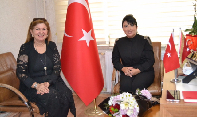 Sümeyra Çiçek Gün FM’e konuk oldu