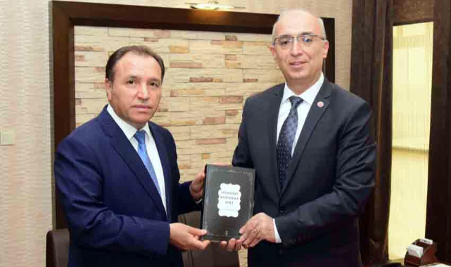 TDK BAŞKANI GÜLSEVİN REKTÖR KARAKAŞ’I ZİYARET ETTİ
