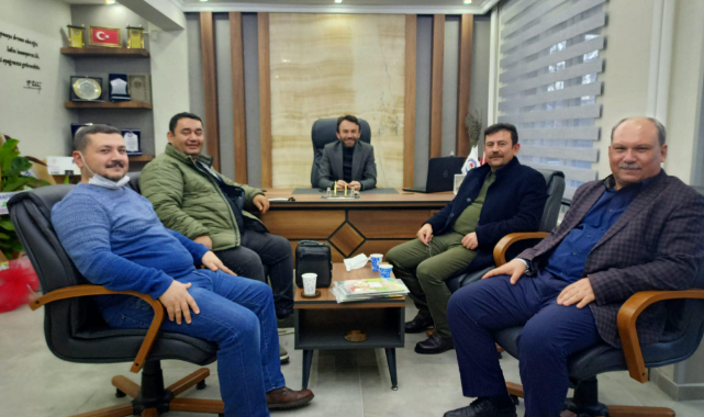 Başarılı Müdürlerden Eğitim Bir-Sen’e ziyaret