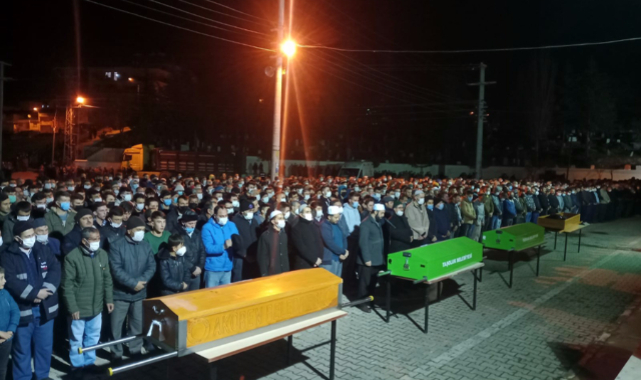 Burdur’daki kazada hayatını kaybeden 4 kişi toprağa verildi