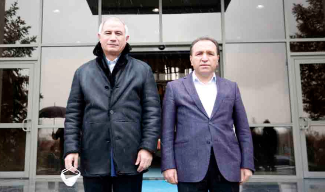 İÇİŞLERİ ESKİ BAKANI ALA’DAN REKTÖR KARAKAŞ’A ZİYARET