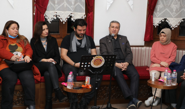 KARAHİSAR ŞİİR AKŞAMLARI KULAKLARIN PASINI ALDI