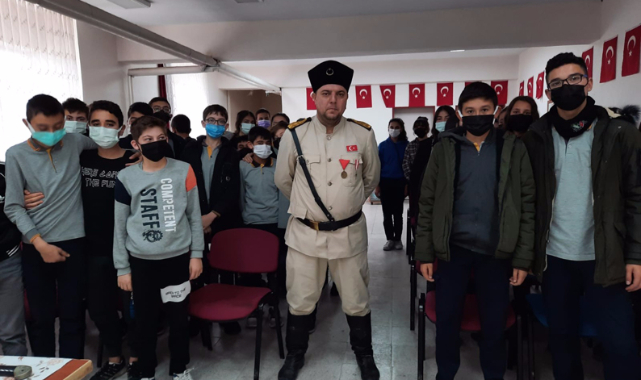 Milli Mücadele seminerinde duygu yüklü anlar