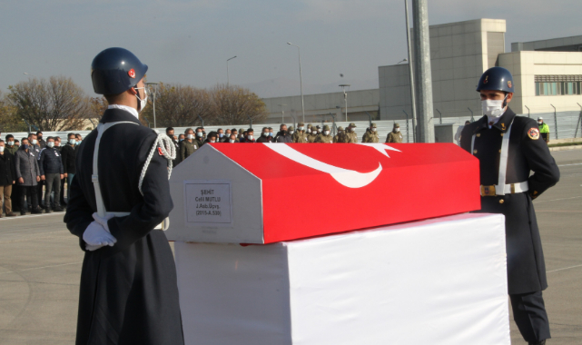 ŞEHİDİMİZ MEMLEKETİNE UĞURLANDI