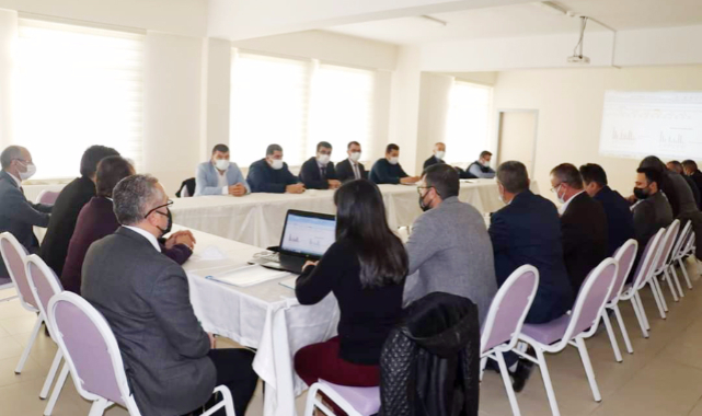 Şuhut'ta ortaokul müdürleri toplantısı yapıldı