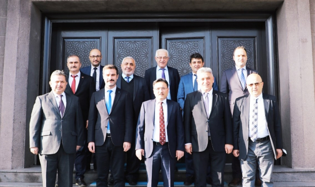 VALİ ÇİÇEK’E ÇATALZEYTİN’DEN ANLAMLI ZİYARET