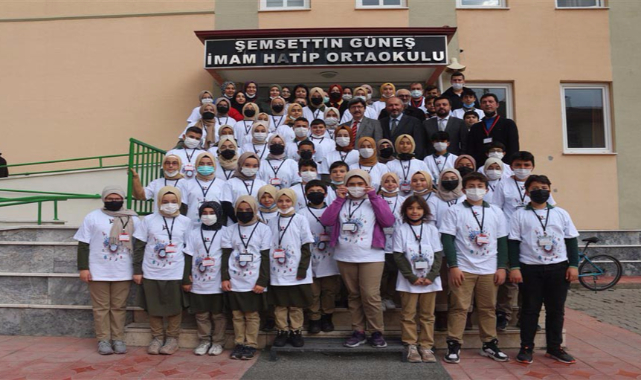 YALÇIN, BİLİM FUARINA KATILDI