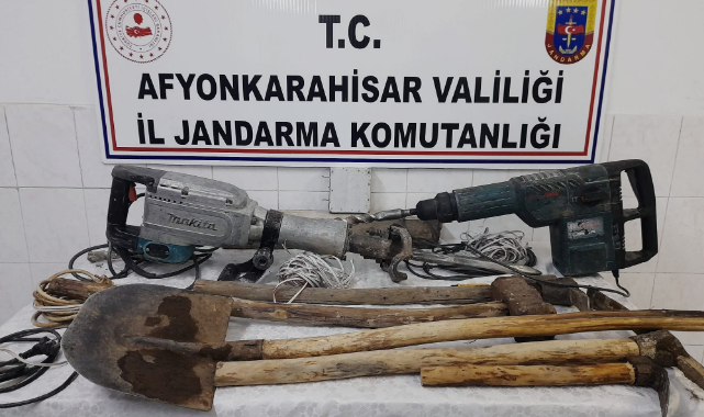 KAÇAK KAZI YAPAN 6 KİŞİ YAKAYI ELE VERDİ