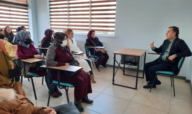 Kadınların toplumdaki önemini anlattı