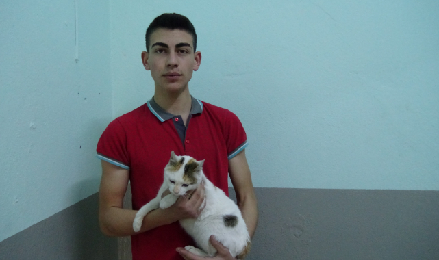"Pamuk" öğrencilerin maskotu oldu