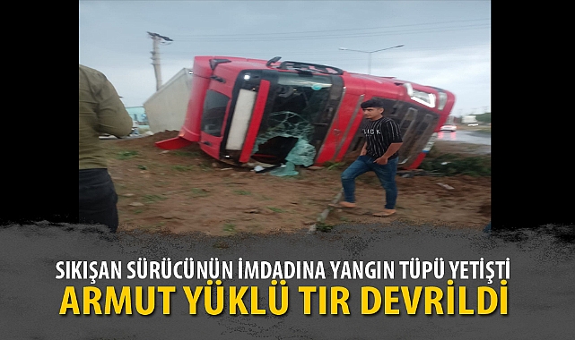 SIKIŞAN SÜRÜCÜNÜN İMDADINA YANGIN TÜPÜ YETİŞTİ