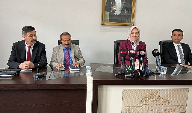HALK TOPLANTISI VALİ YİĞİTBAŞI BAŞKANLIĞINDA YAPILDI