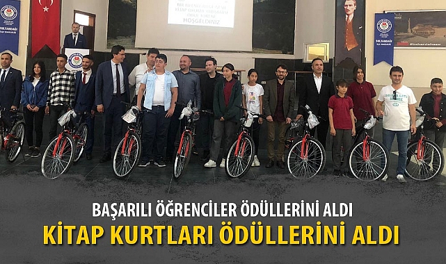 KİTAP KURTLARI ÖDÜLLERİNİ ALDI