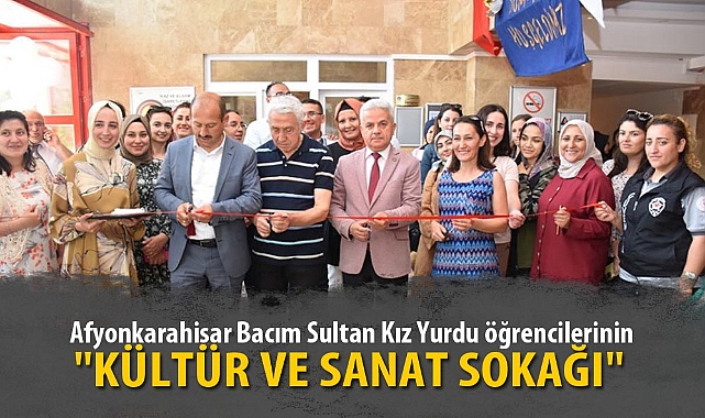 "KÜLTÜR VE SANAT SOKAĞI" SERGİSİ AÇILDI