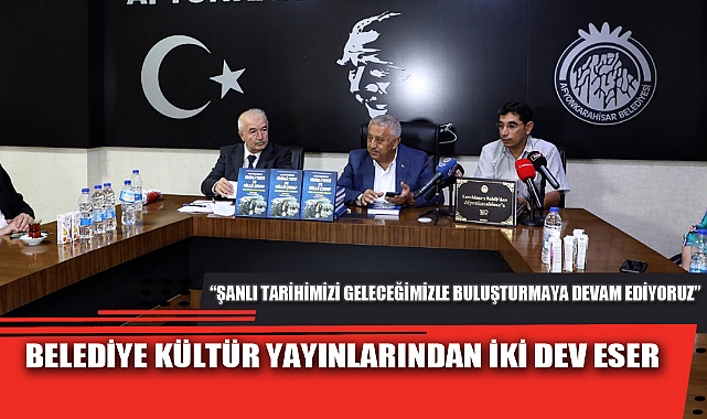 BELEDİYE KÜLTÜR YAYINLARINDAN İKİ DEV ESER