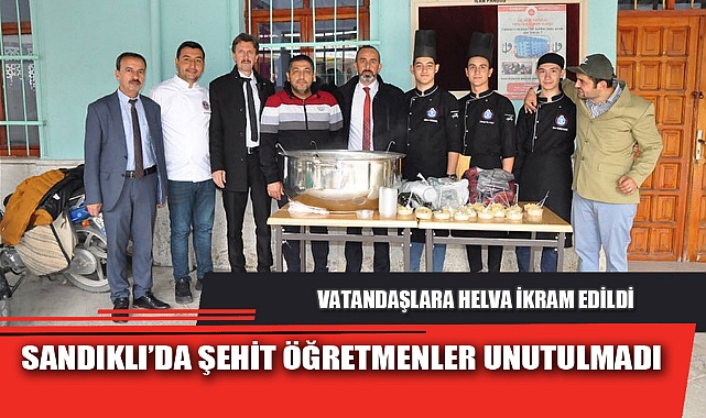 SANDIKLI’DA ŞEHİT ÖĞRETMENLER UNUTULMADI