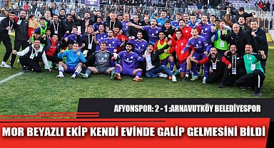 MOR BEYAZLI EKİP KENDİ EVİNDE GALİP GELMESİNİ BİLDİ