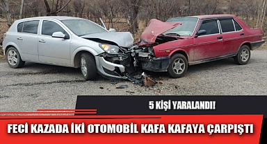FECİ KAZADA İKİ OTOMOBİL KAFA KAFAYA ÇARPIŞTI